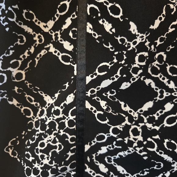 Worthington Black and White Chain Pattern Pencil Skirt Buisness Casual - Picture 6 of 10